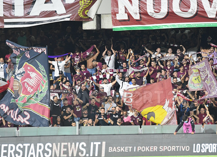 salernitana-atalanta-tifosi-curva-sud