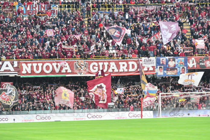 salernitana-sampdoria-tifosi-arechi-curva-sud