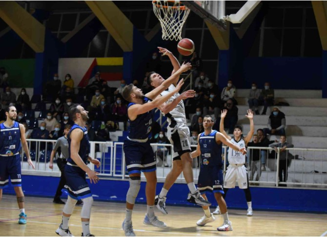 BASKET. LA DIESEL TECNICA VINCE E CONQUISTA GARA 1 DEI PLAY OFF, BASKET.  LA DIESEL TECNICA VINCE E CONQUISTA GARA 1 DEI PLAY OFF, By Italia Due