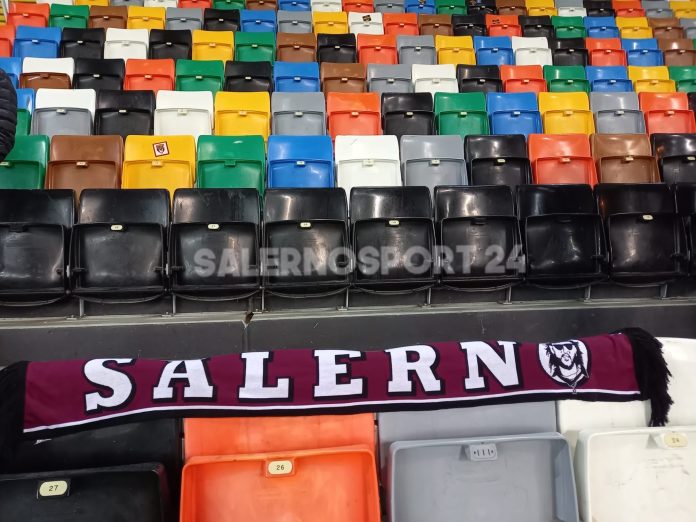 salernitana-tifosi