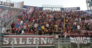 salernitana-tifosi